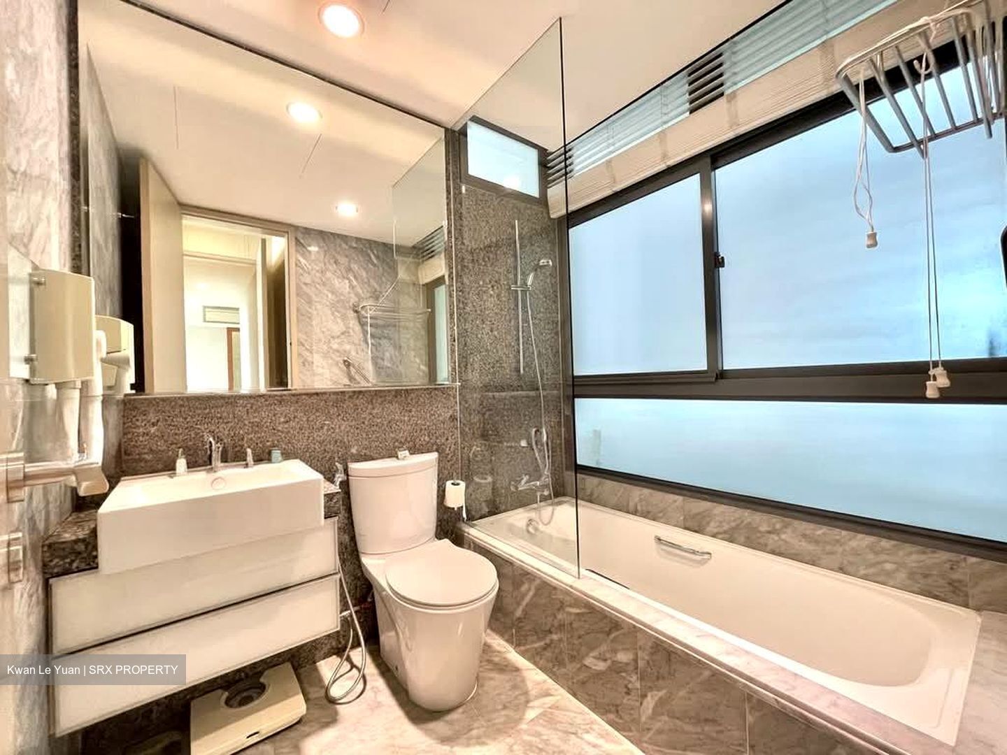 RiverGate (D9), Apartment #618873981